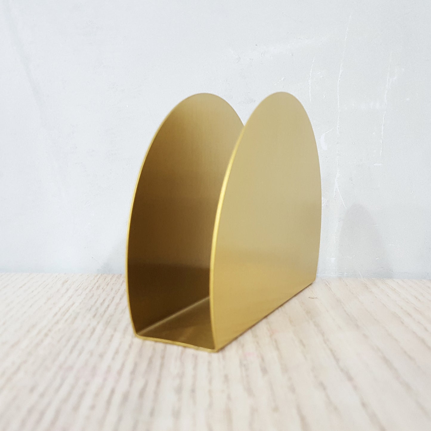 金色不銹鋼半圓形紙巾座