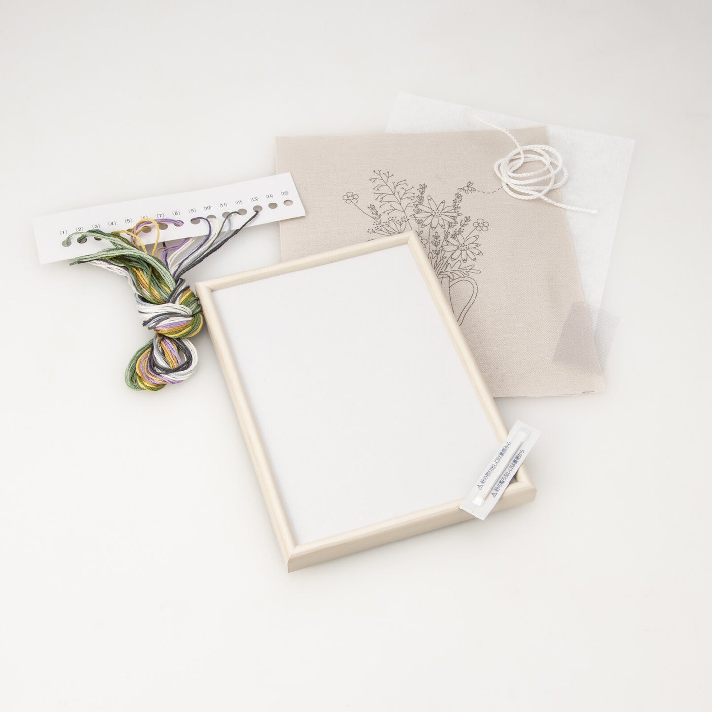Embroidery Kits-Garden Sketchbook_Bouquet in the Garden