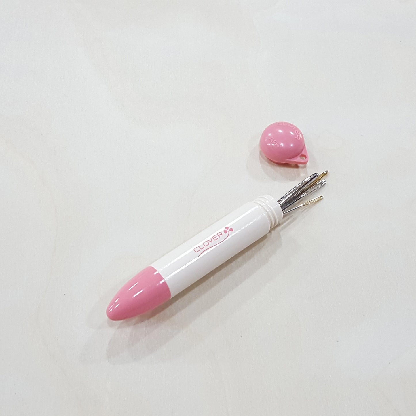 日本Clover 55-082 小針筒形縫針收納筒