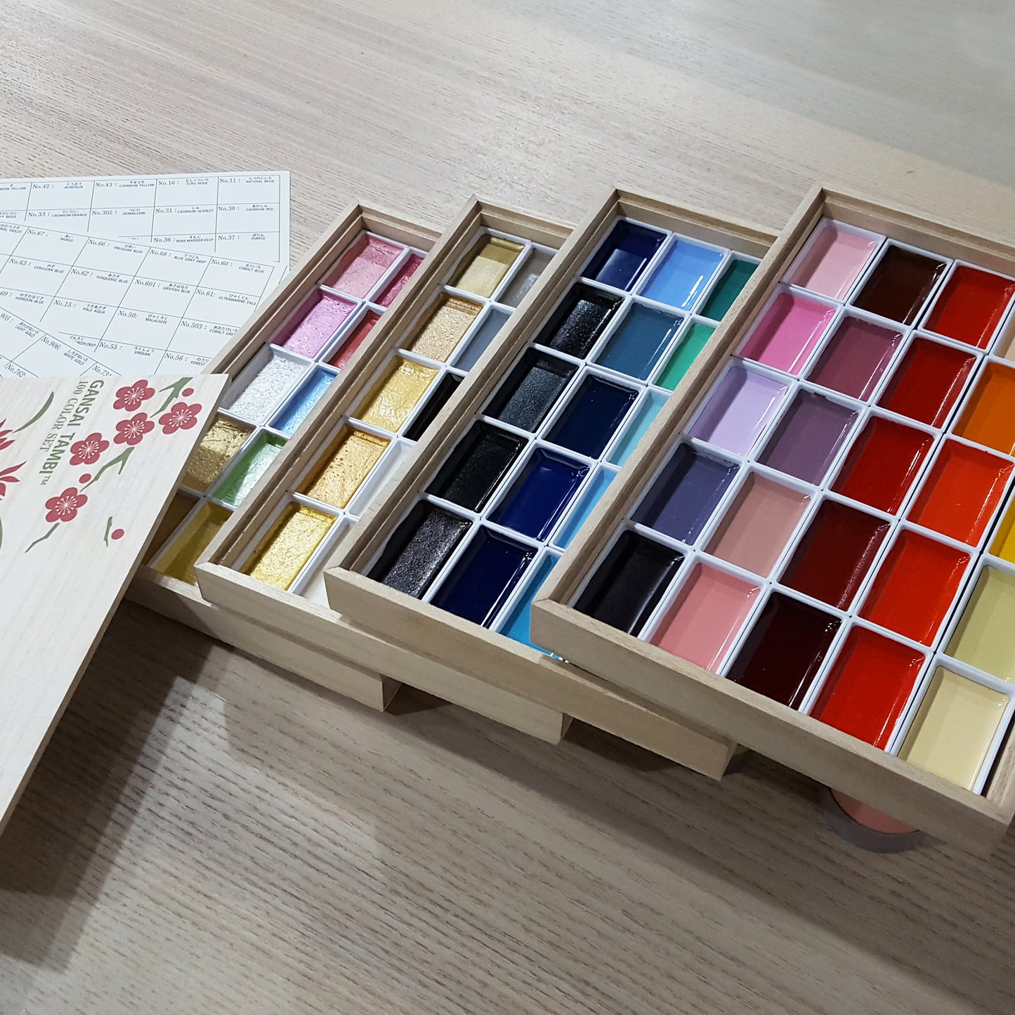 ZIG顏彩耽美100色(4層木盒裝)