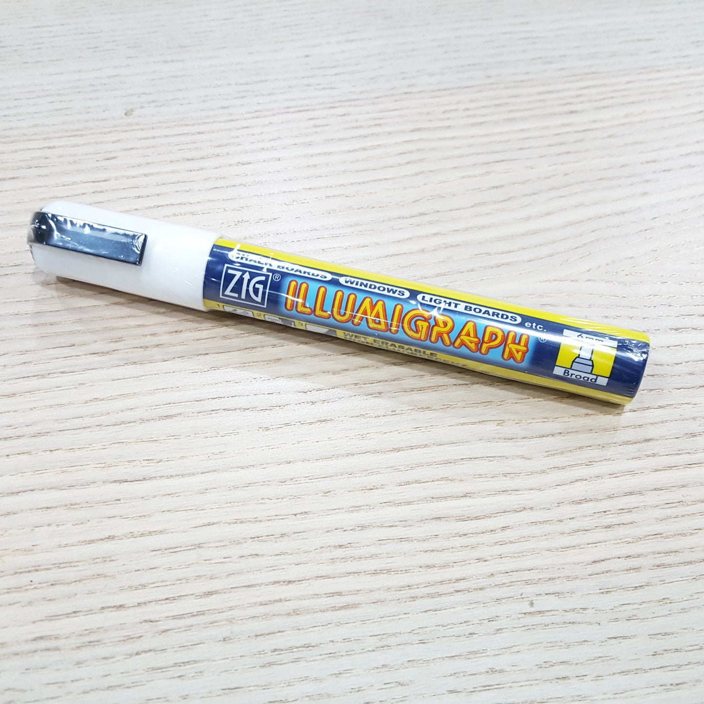 ZIG 螢光漆油筆6mm斜咀