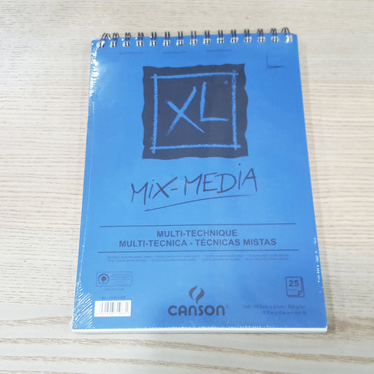 Canson XL mix-media 繪畫本 (19.5x27cm, 300g,25頁)