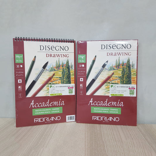 Fabriano Accademia 素描本 30頁 200g