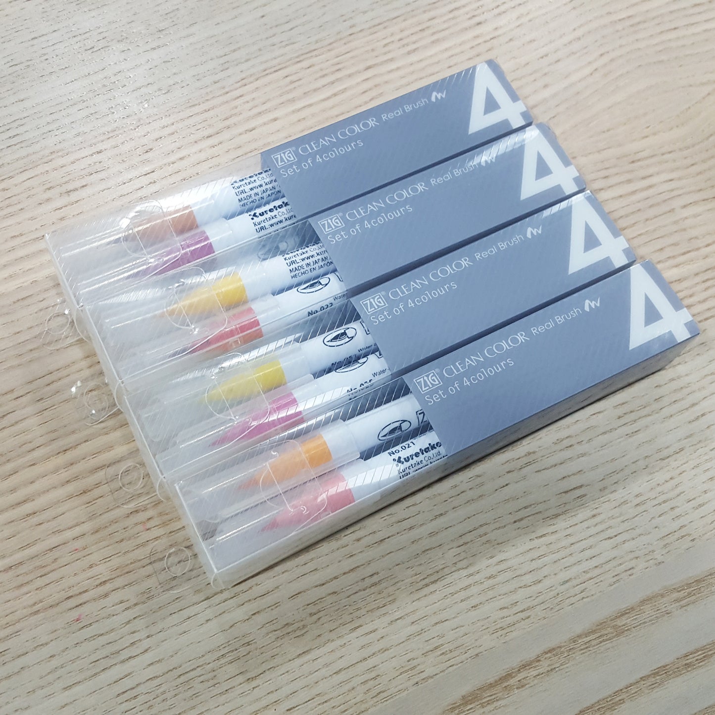 ZIG Clean Color real brush Set (4 colours)